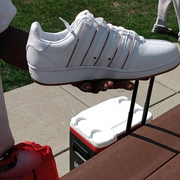 Kswiss 9/12 - Picture 1 of 2